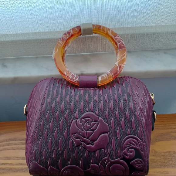 Handbag - Picture 2 of 5